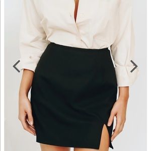 Verge Girl Black Skirt